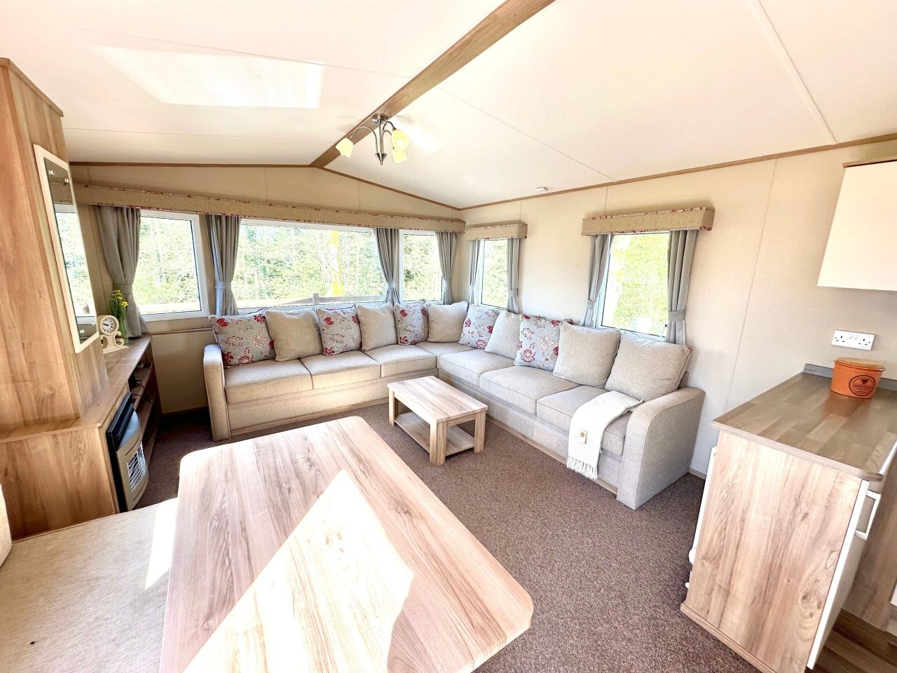 2 bedroom Property For Sale
