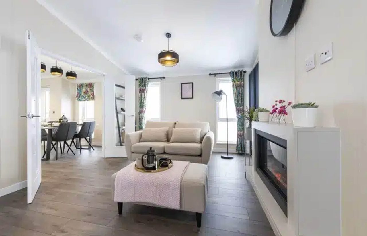2 bedroom Property For Sale