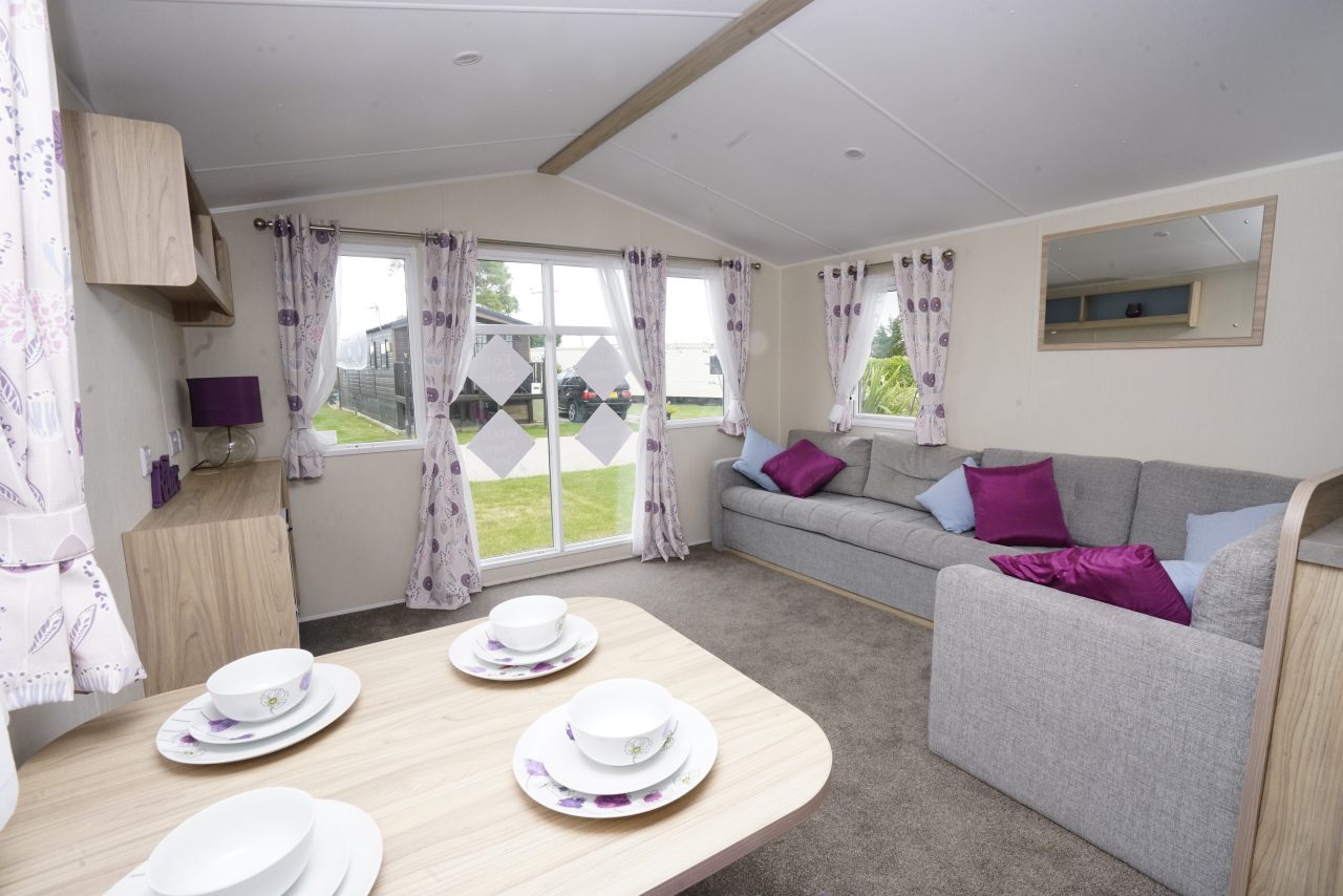 2 bedroom Static Home For Sale