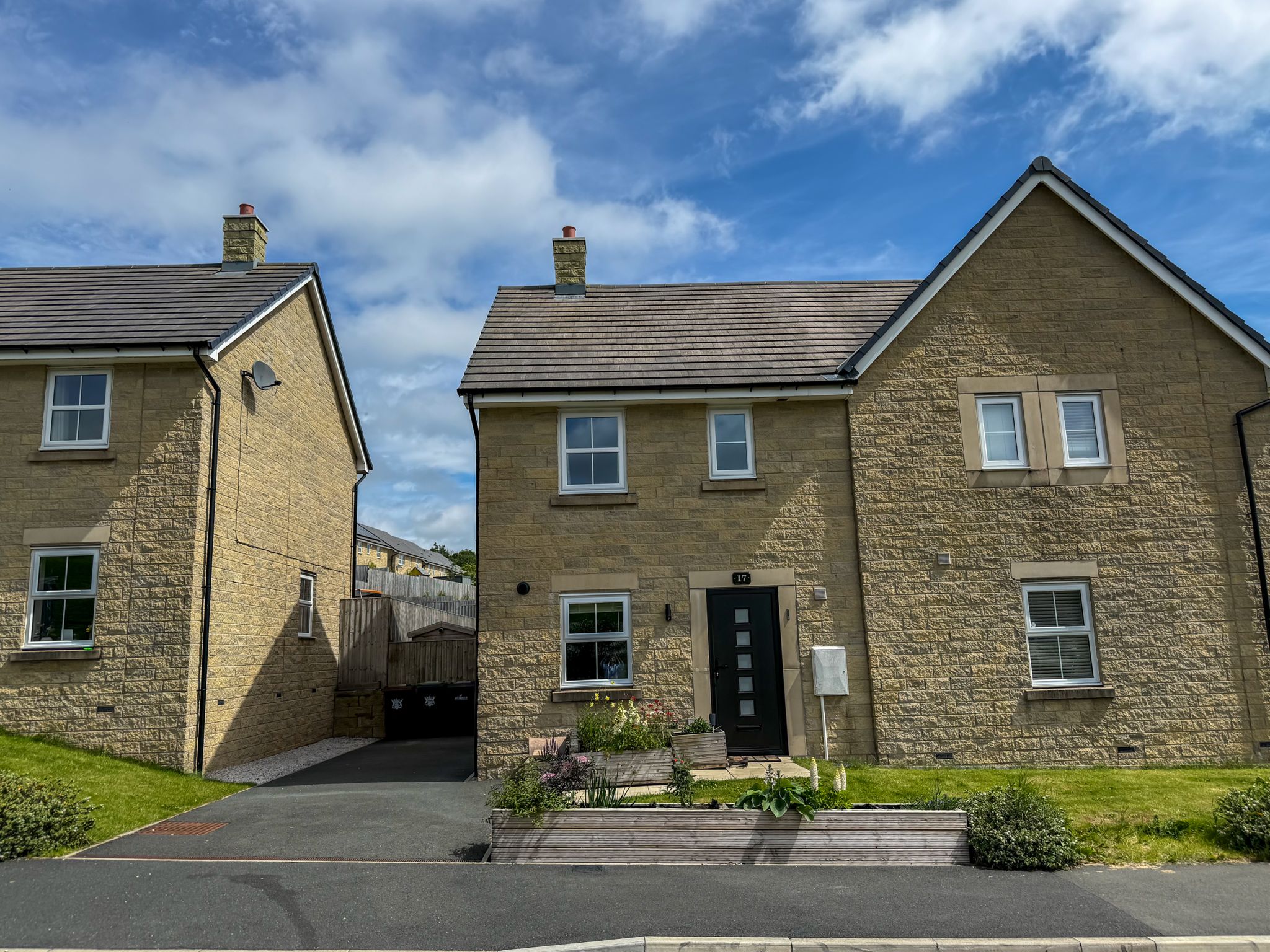 Quartz Drive, Buxton