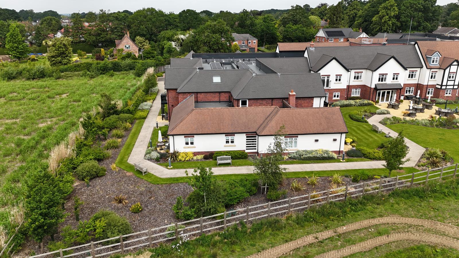 2 bedroom Apartment Available
