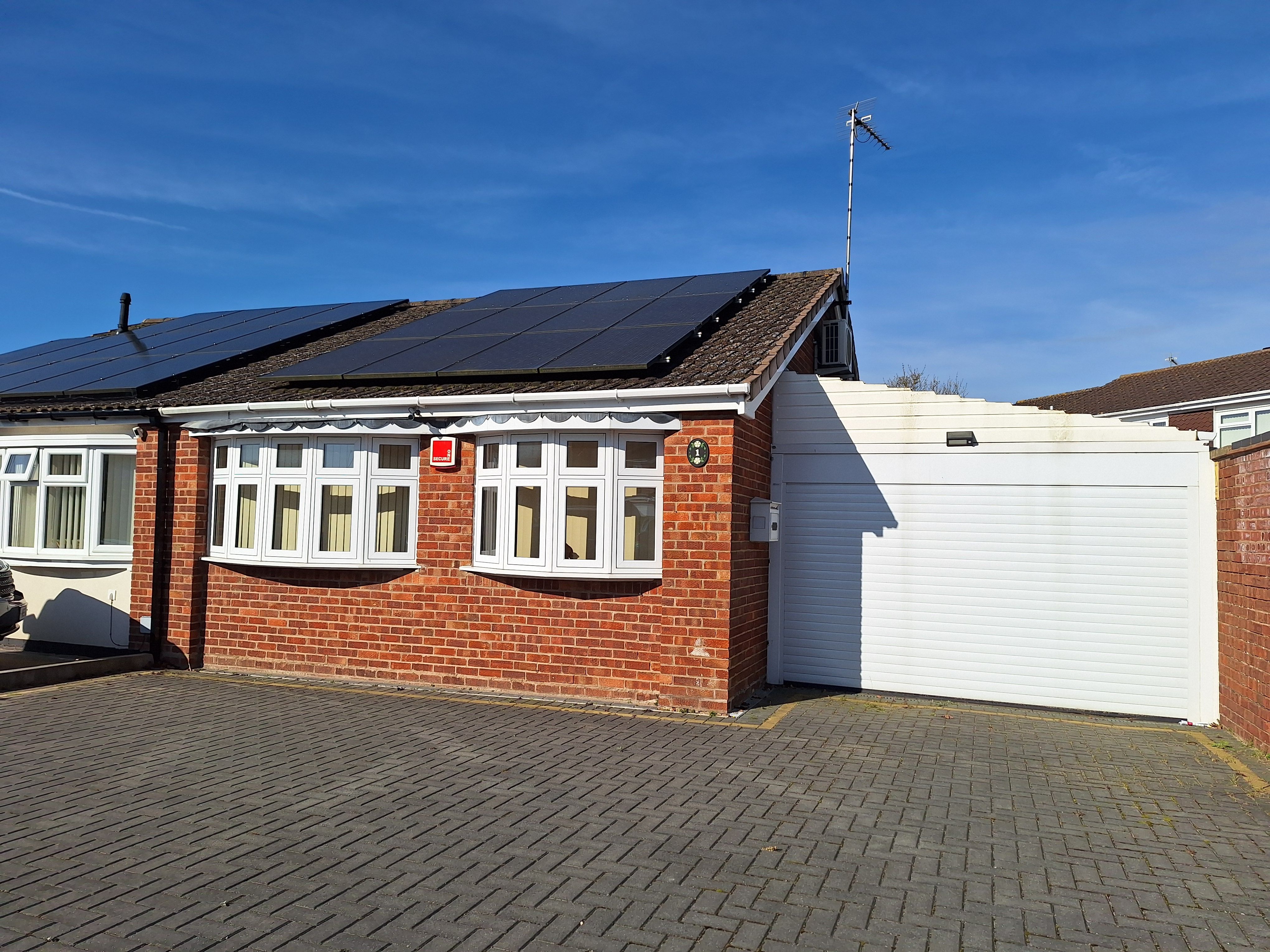 1 bedroom Detached bungalow Under Offer