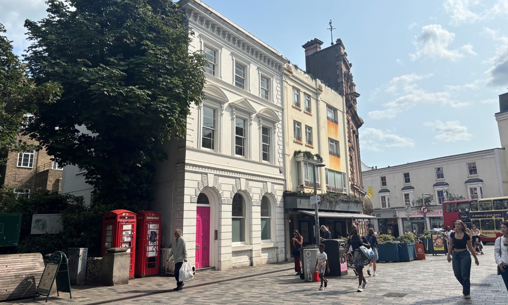  Property To Let
