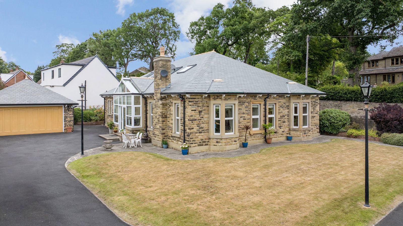4 bedroom Detached house Under Offer