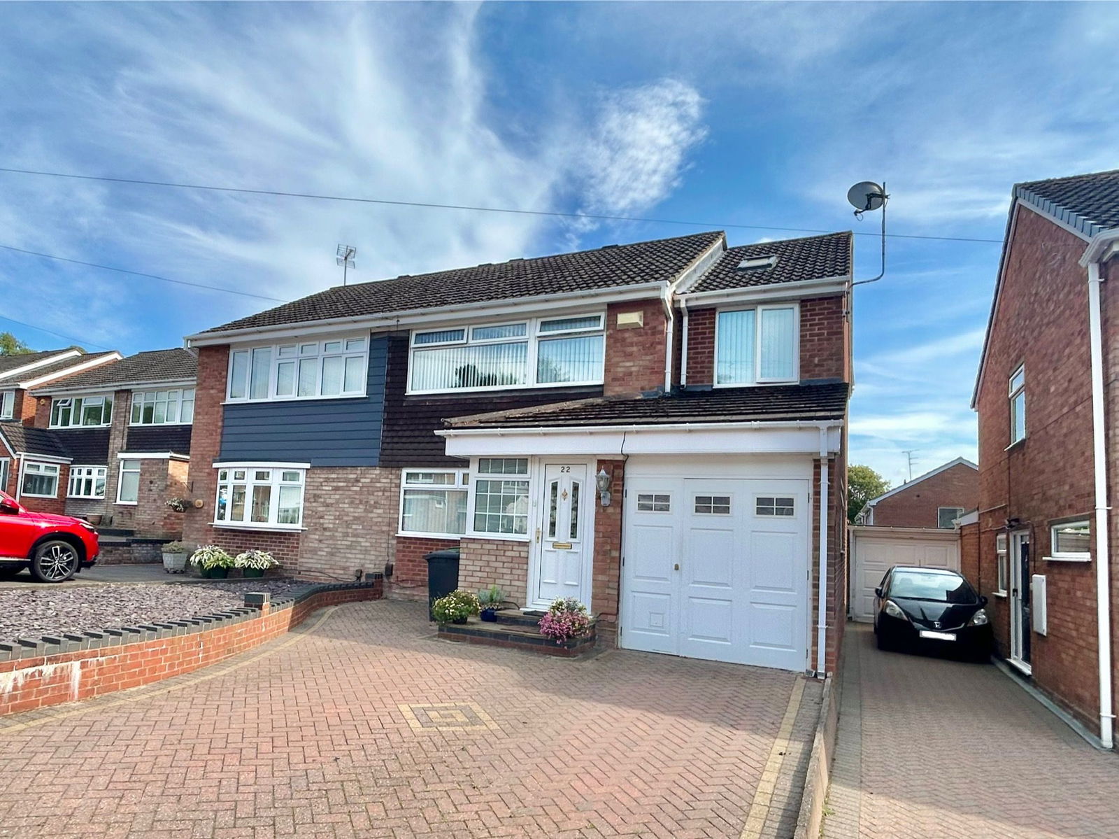 4 bedroom Semi-detached house For Sale