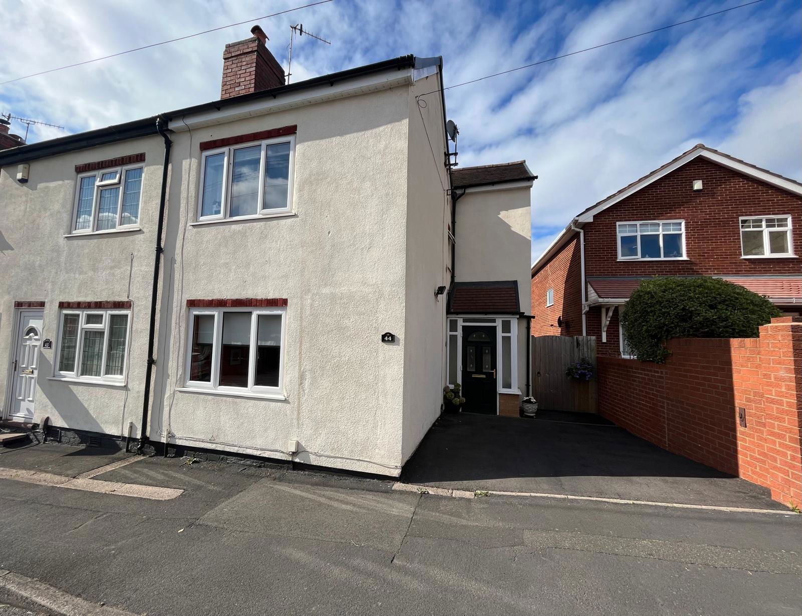 3 bedroom Terraced House Under Offer