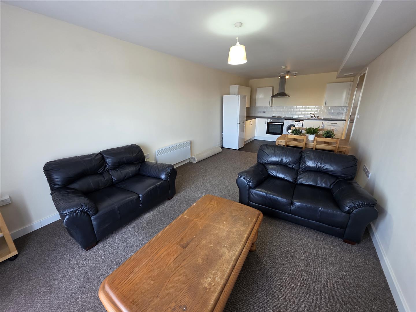 2 bedroom Apartment Let
