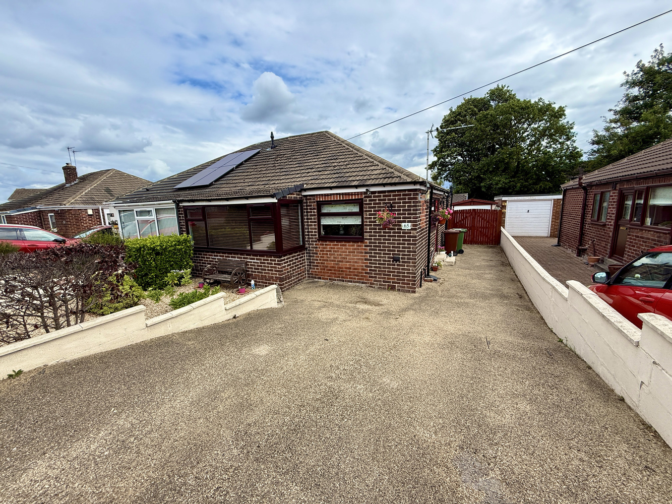 2 bedroom Detached bungalow Under Offer
