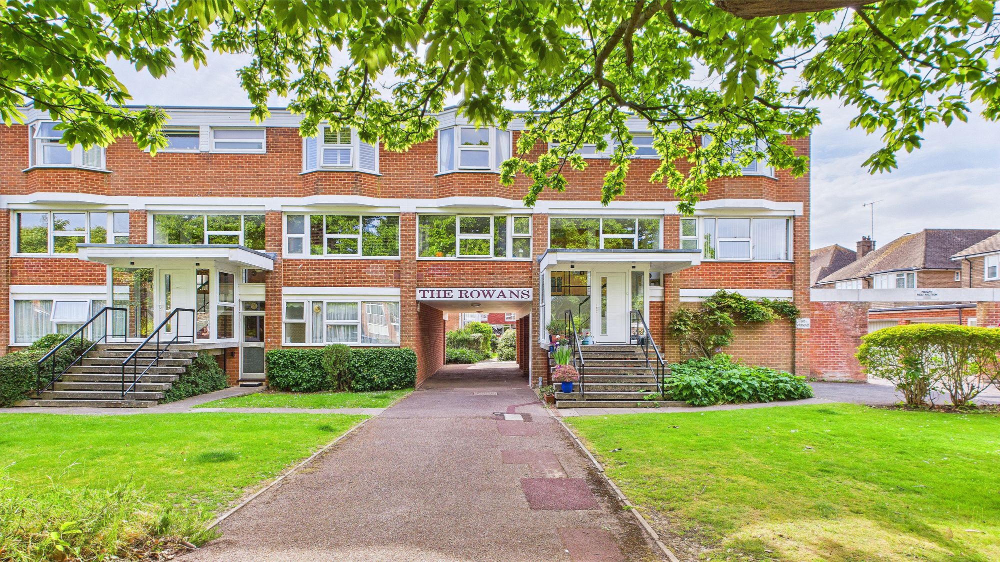 2 bedroom Maisonette Under Offer