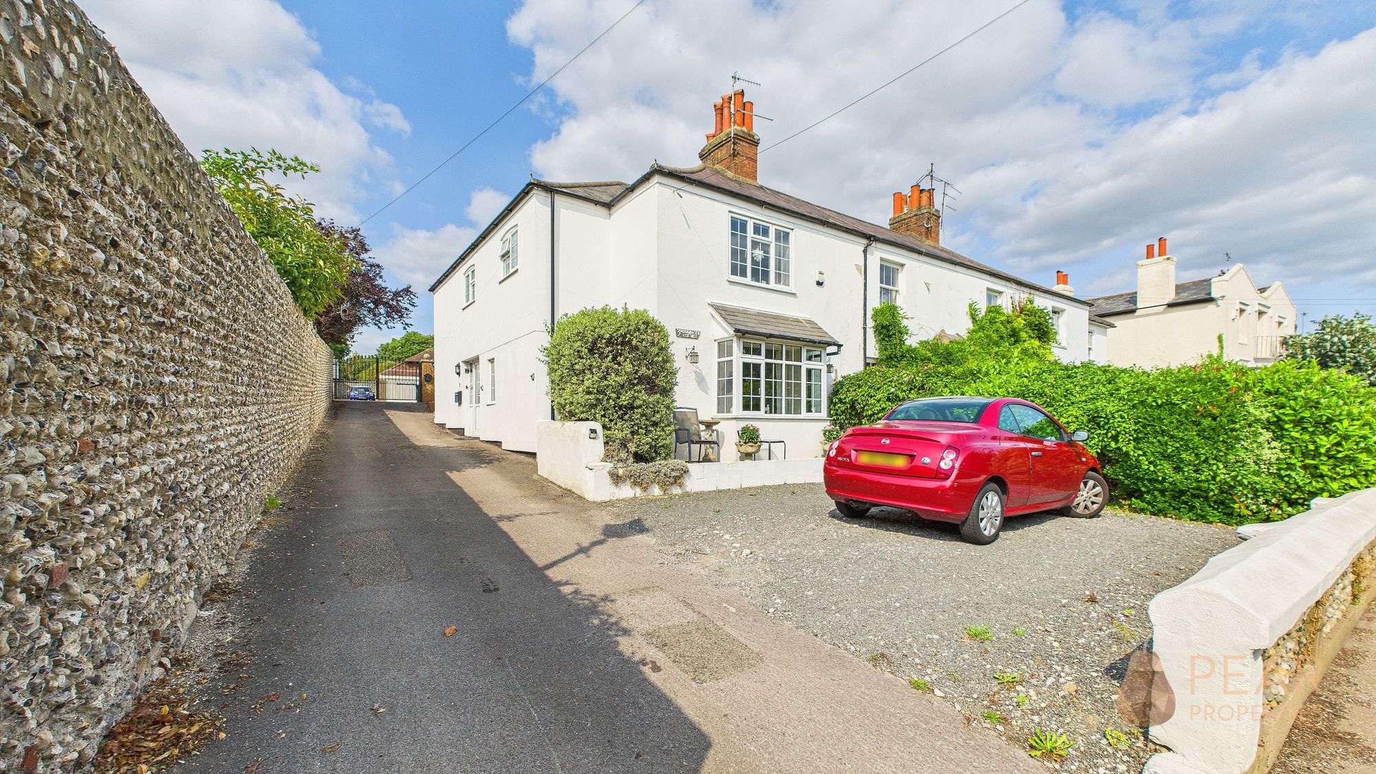 3 bedroom End of terrace house For Sale