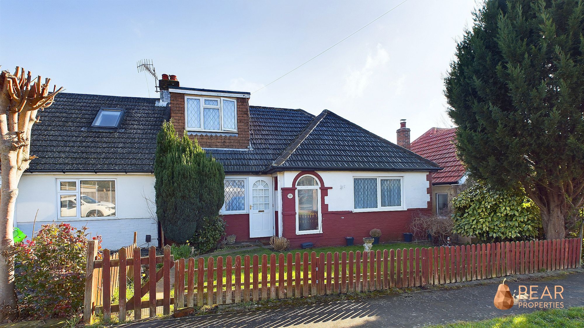 4 bedroom Detached bungalow For Sale