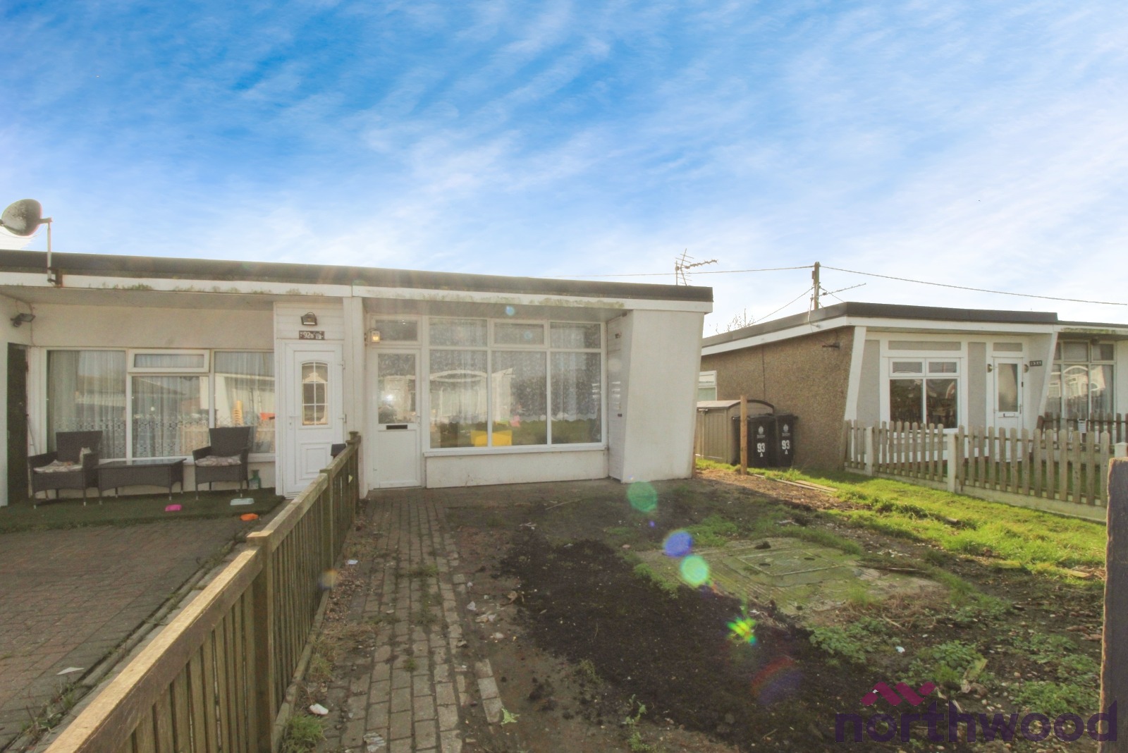 2 bedroom Detached bungalow For Sale