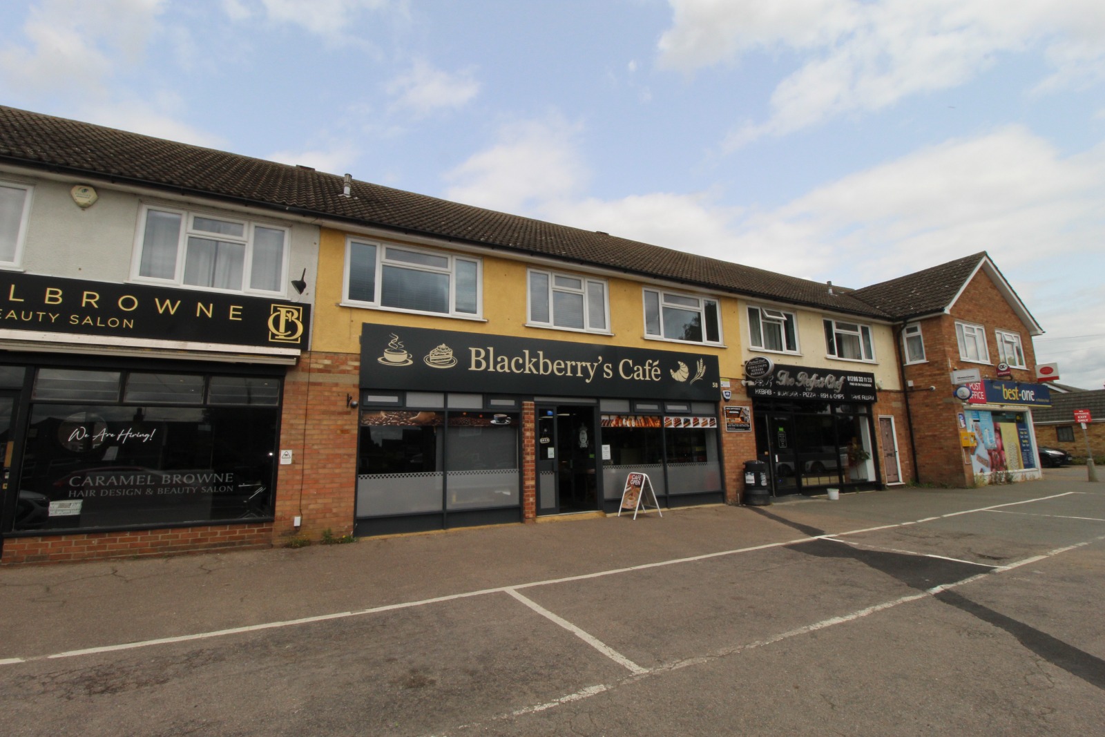4 bedroom Flat To Let