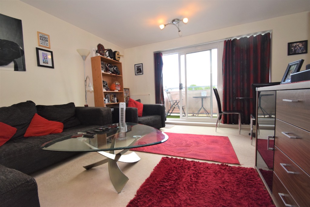 2 bedroom Flat Under Offer