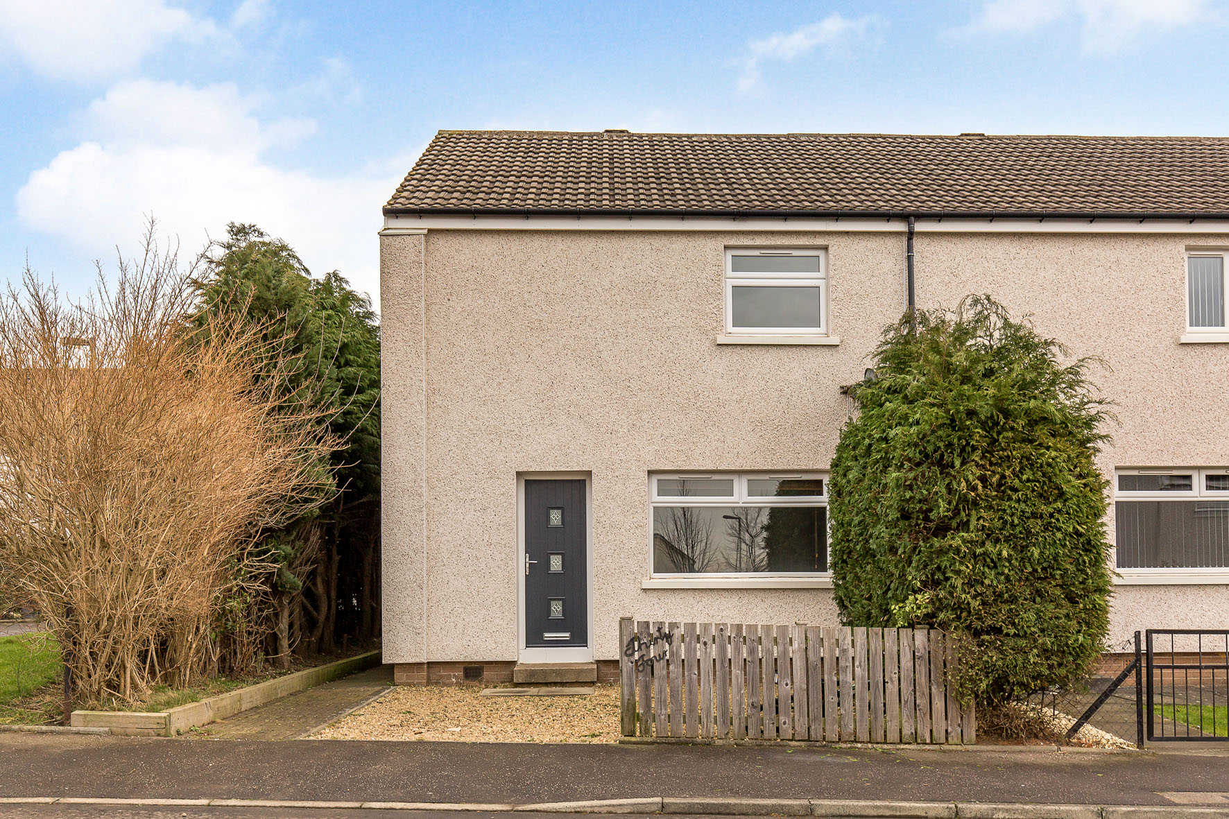 2 bedroom Terraced House Under Offer