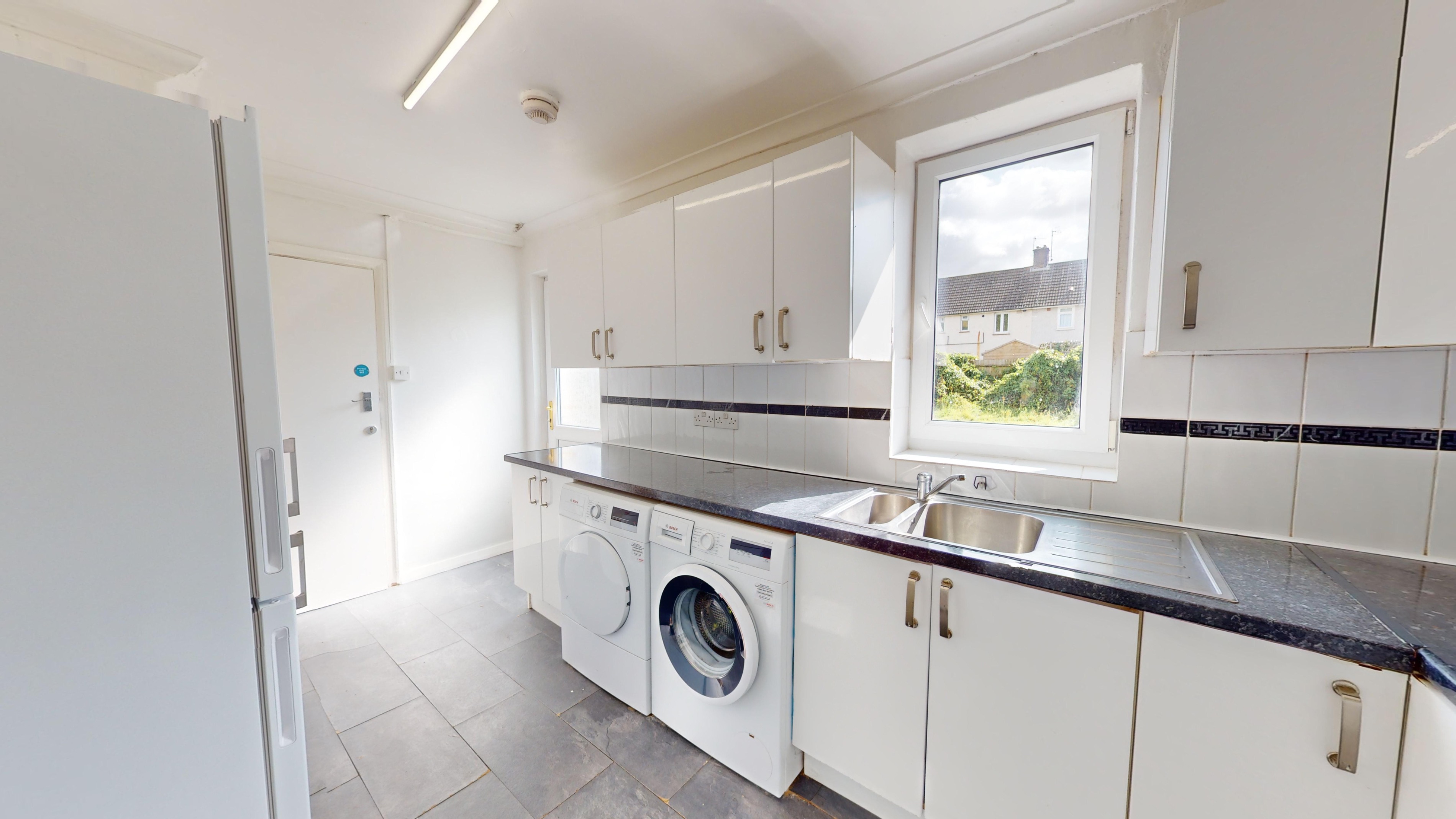 5 bedroom Terraced House To Let