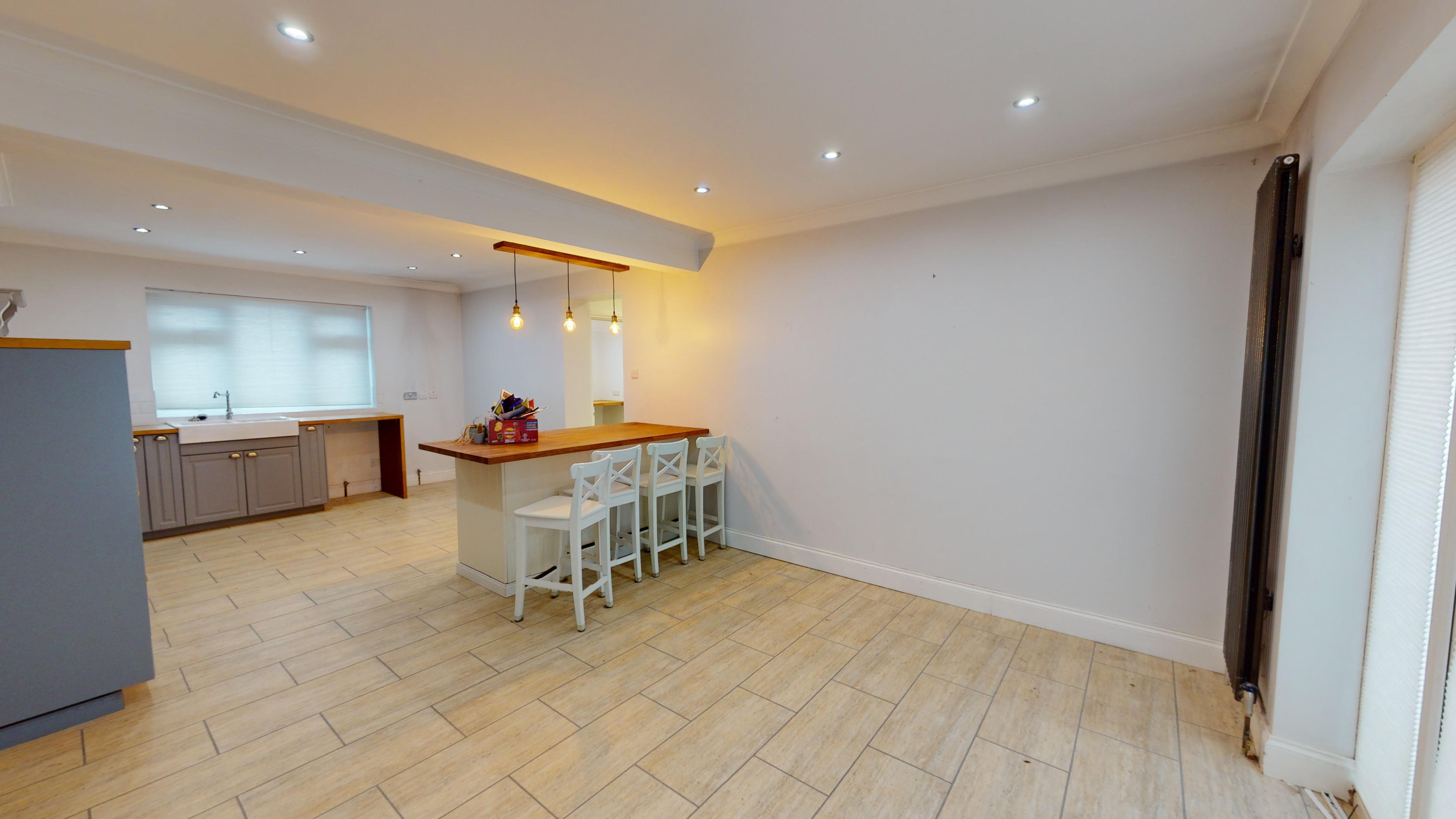 5 bedroom Detached house To Let