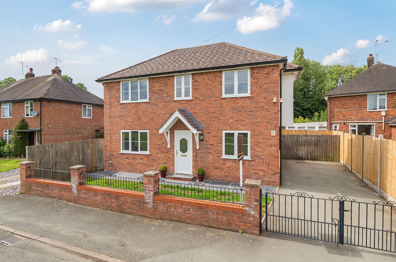 3 bedroom  For Sale