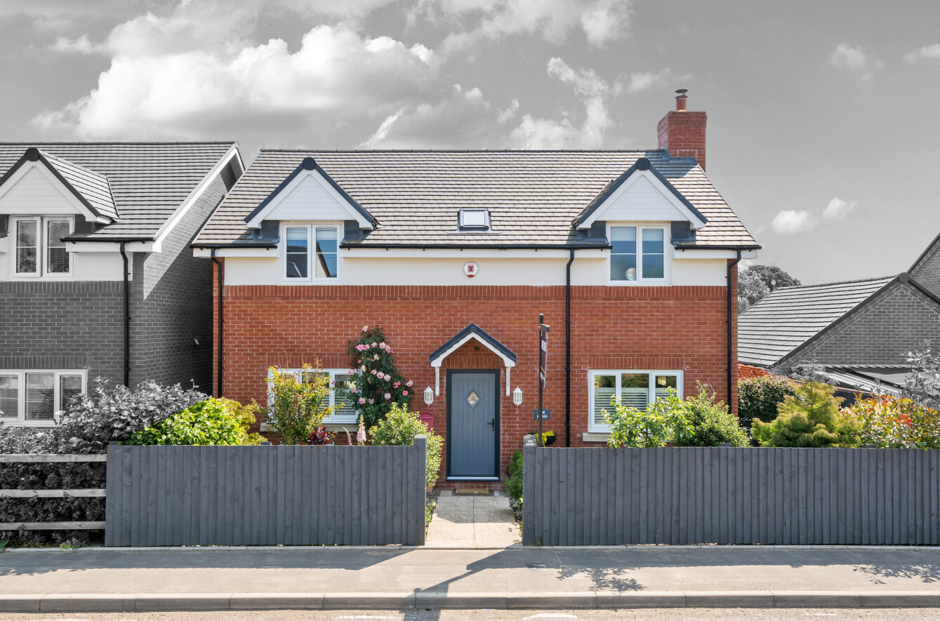 3 bedroom Property For Sale