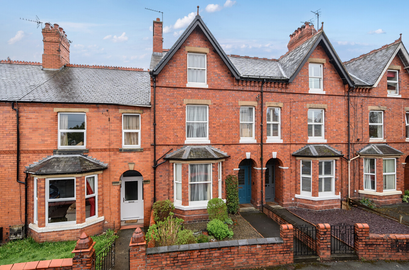 5 bedroom Terraced House Sold