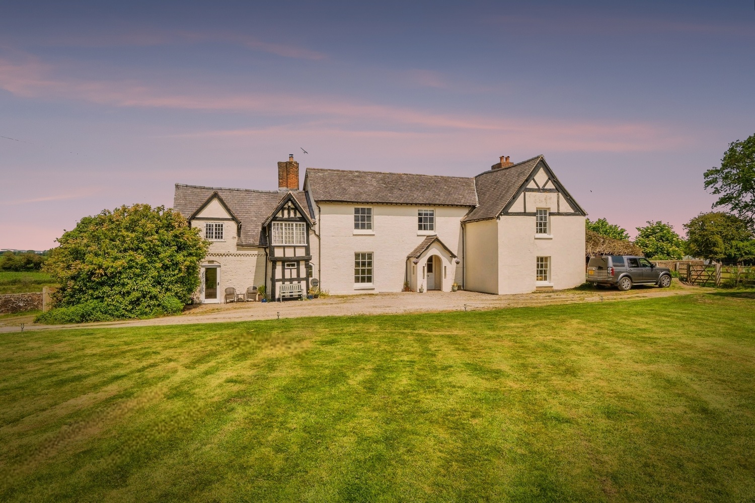 4 bedroom Link detached house For Sale