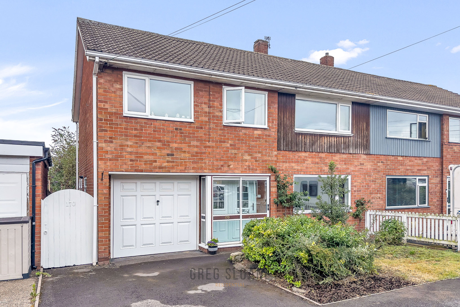 4 bedroom Property Under Offer