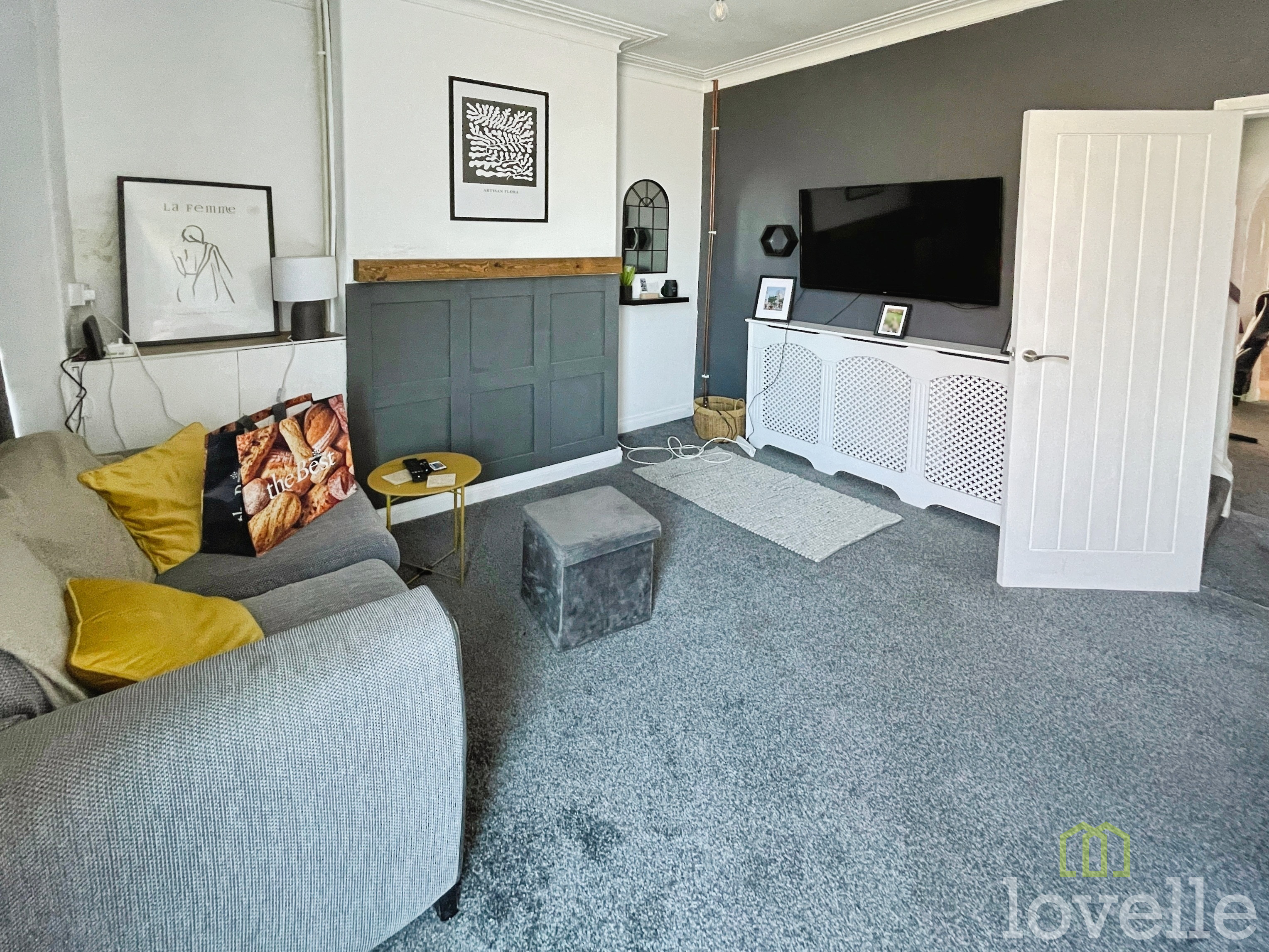 2 bedroom Terraced House Under Offer