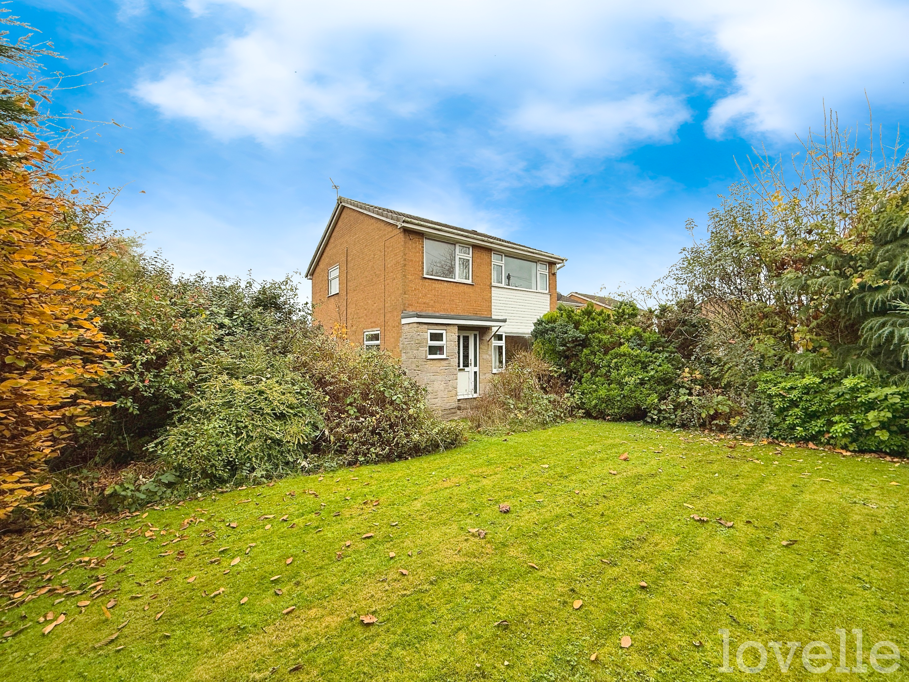 3 bedroom Detached house For Sale