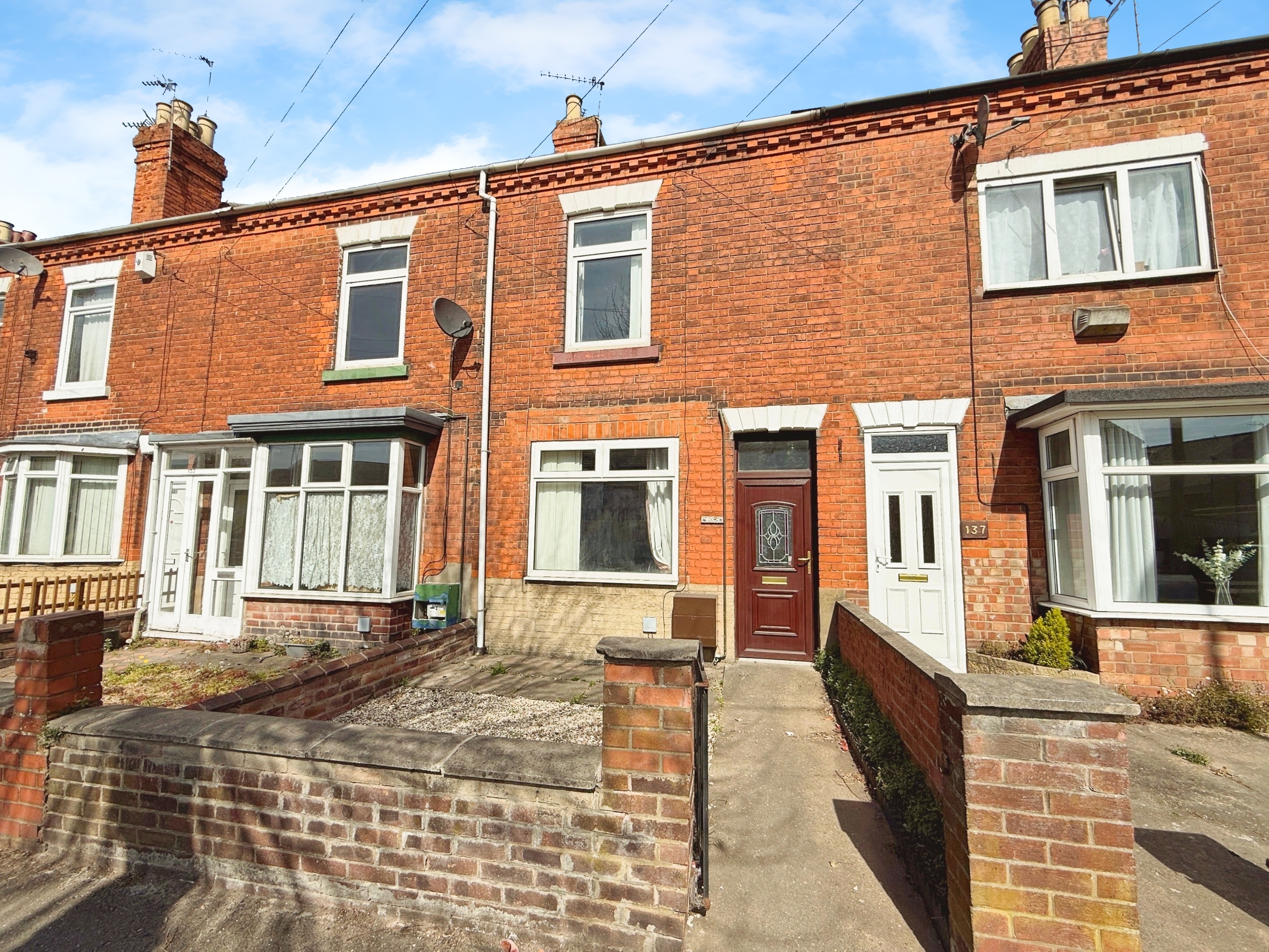2 bedroom Terraced House Under Offer