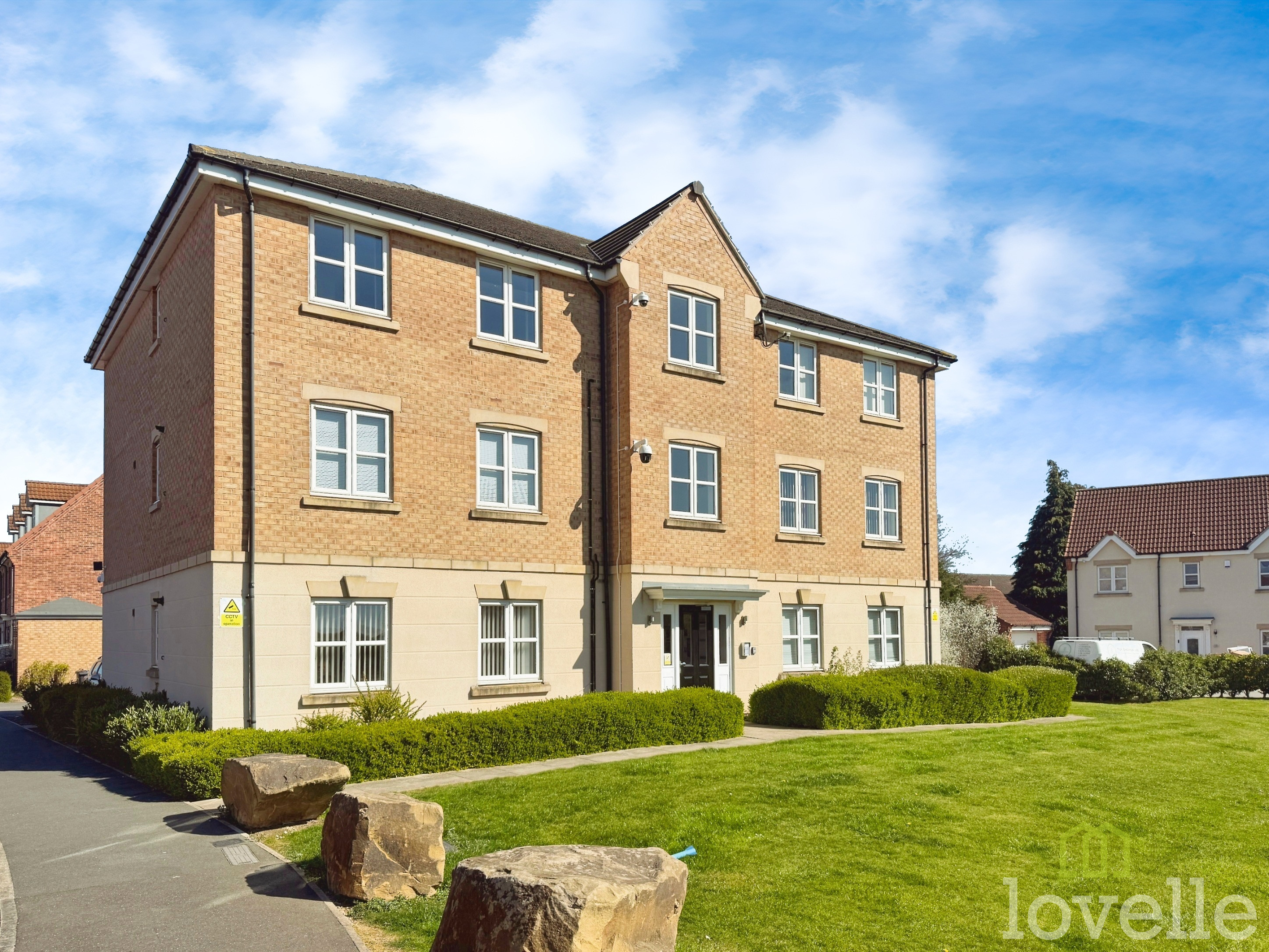 2 bedroom Flat Under Offer