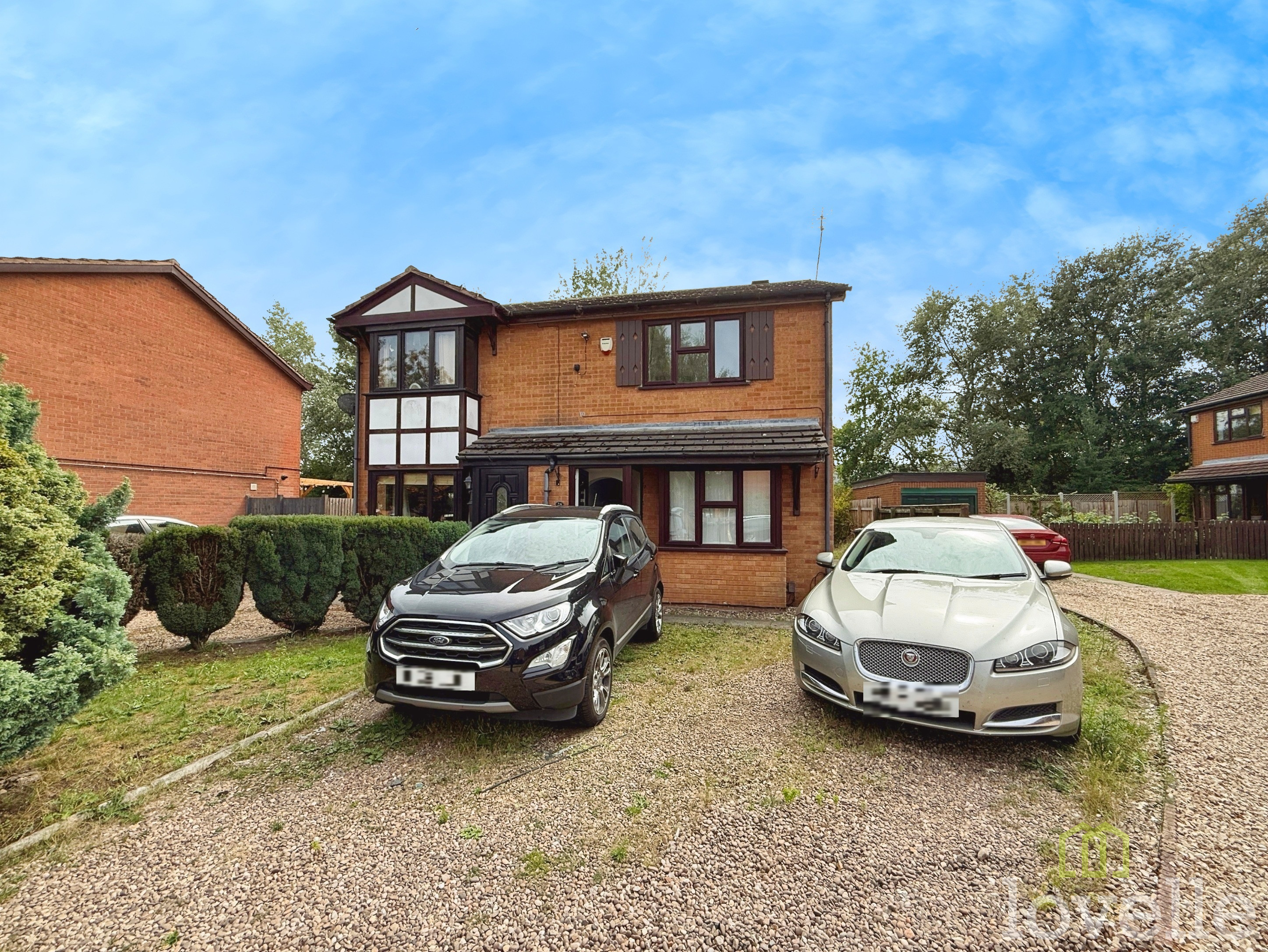 2 bedroom Semi-detached house To Let