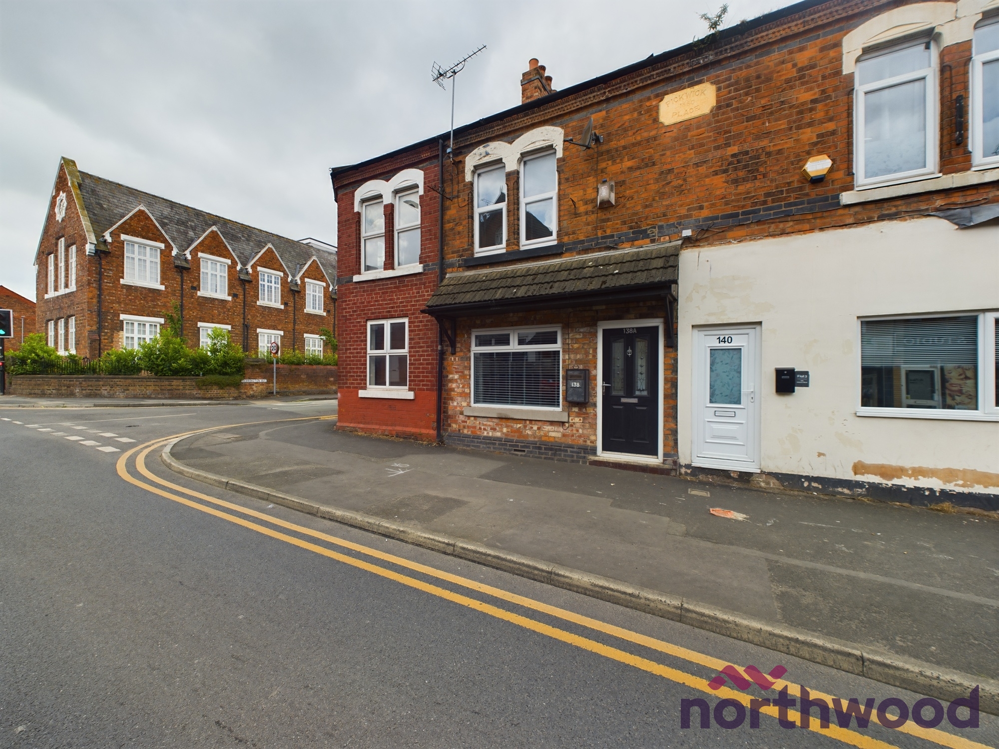 1 bedroom Flat To Let