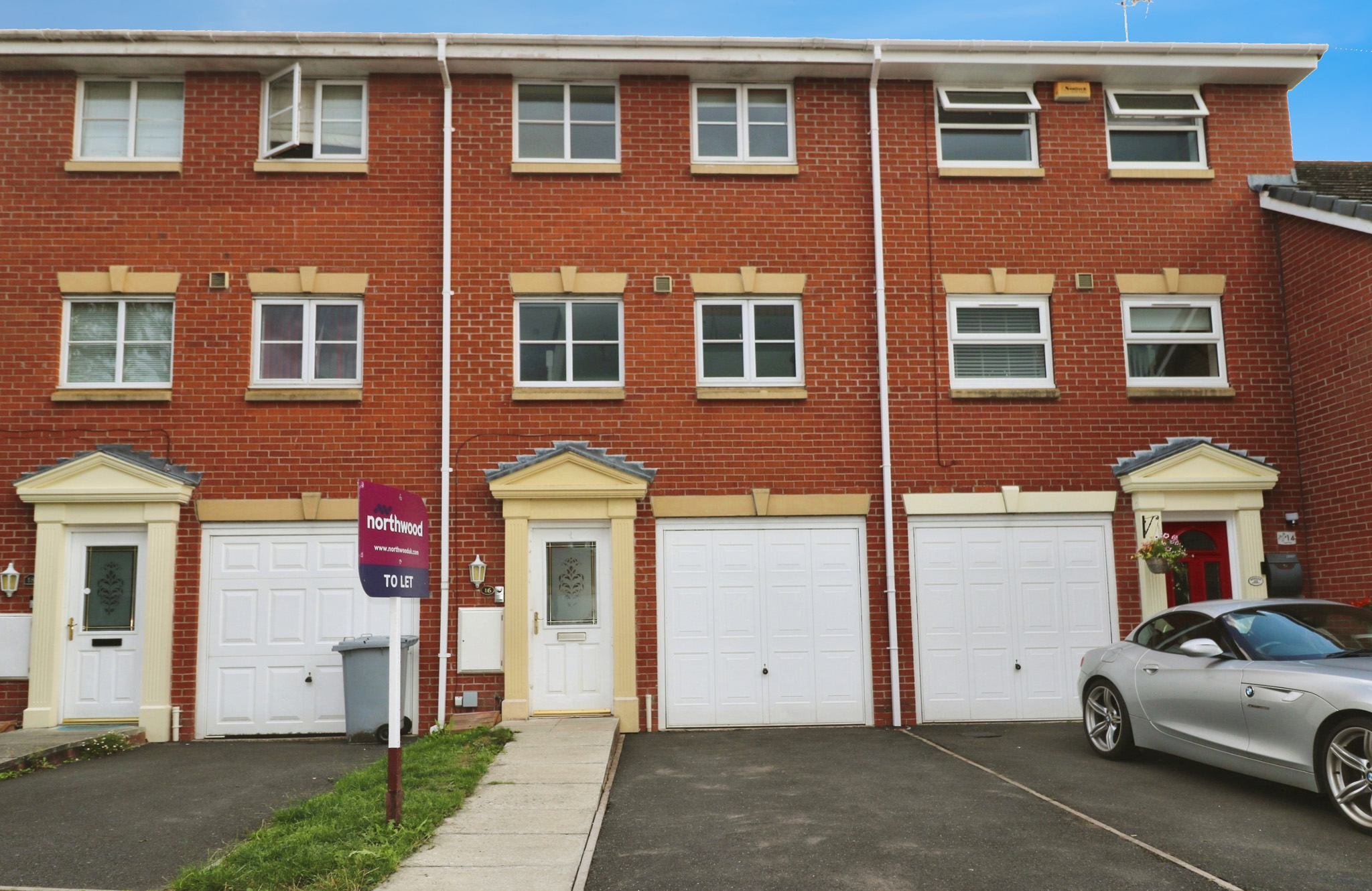 3 bedroom Mews house To Let