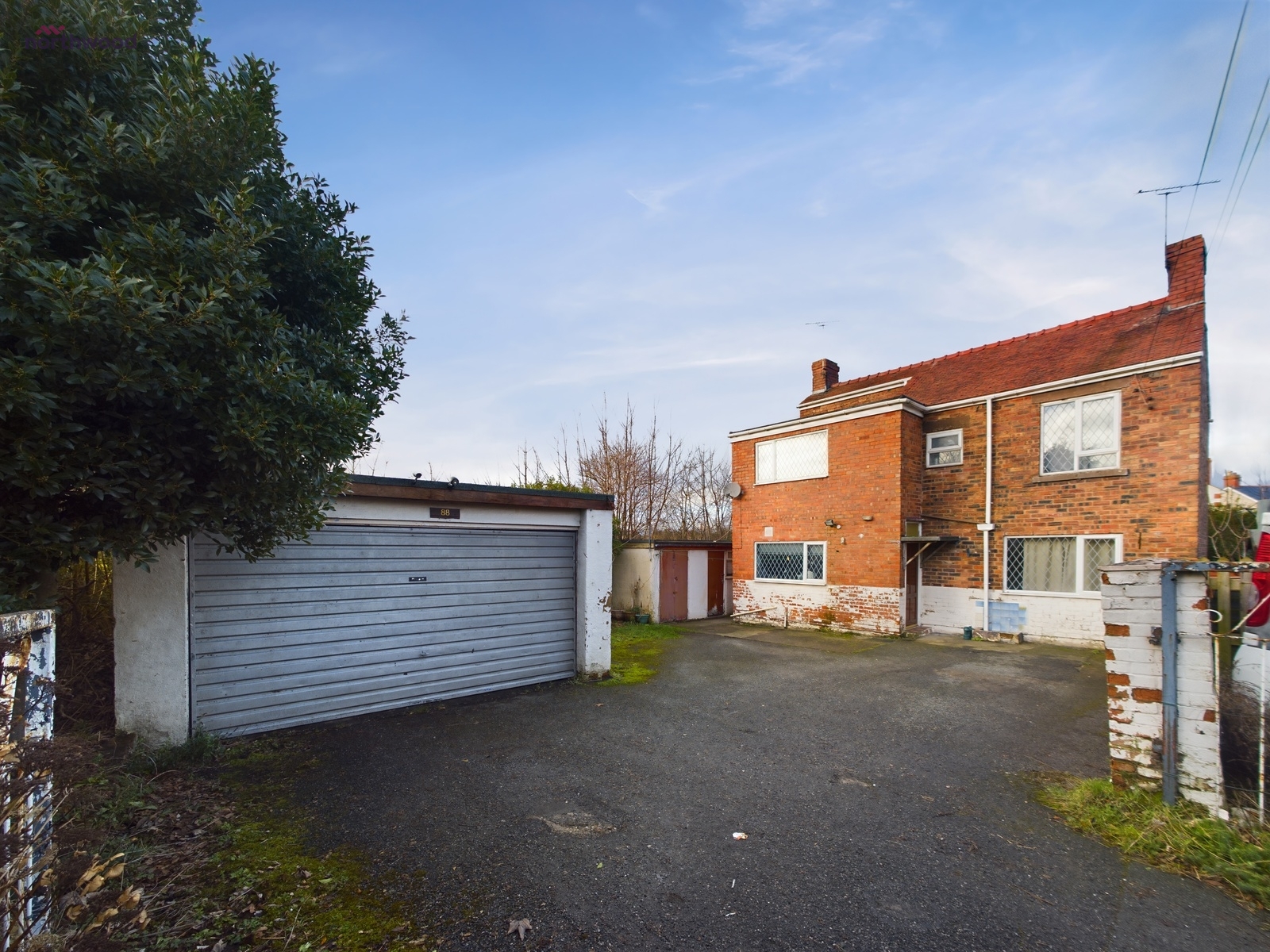 4 bedroom Detached house Under Offer
