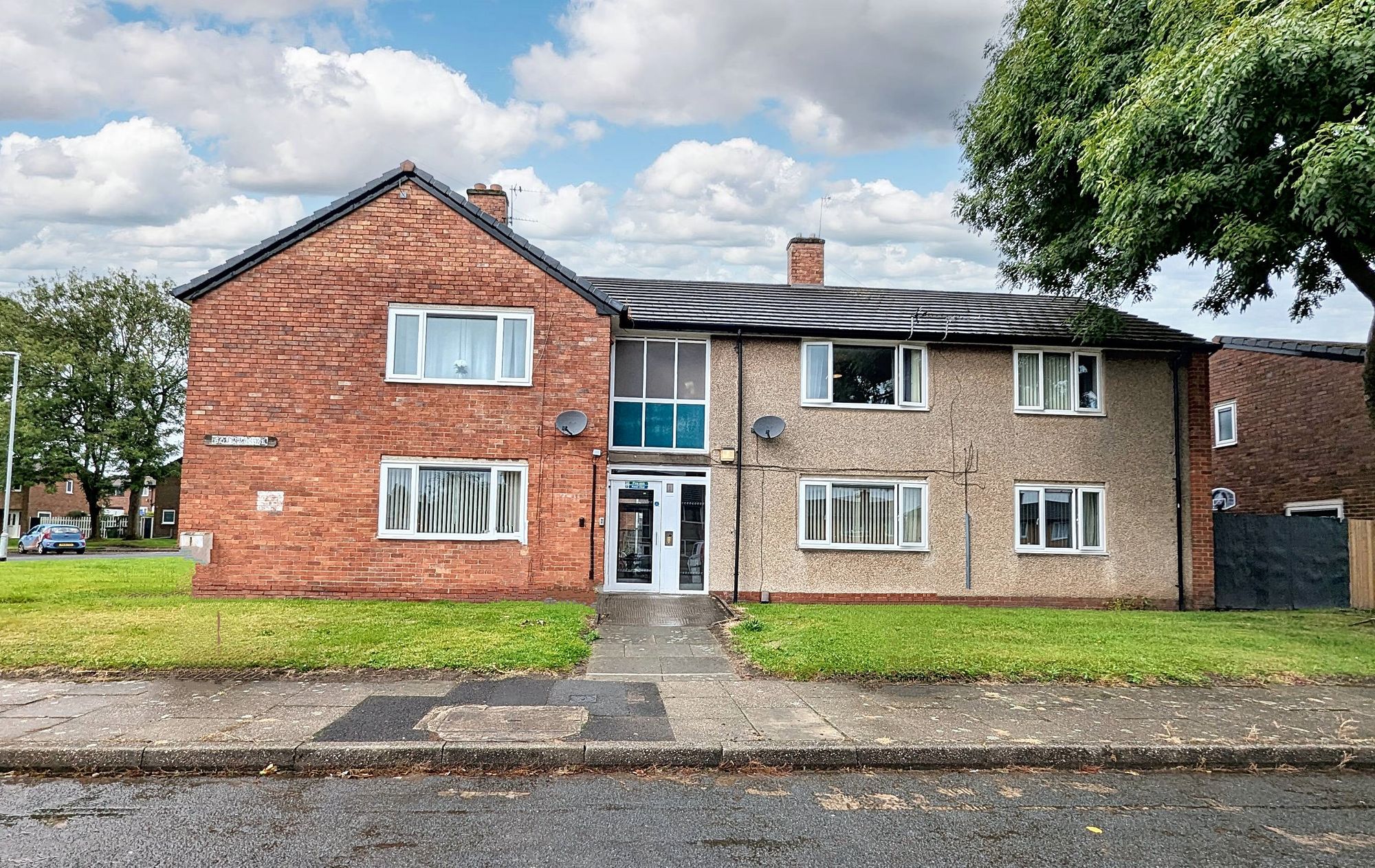 2 bedroom Flat share For Sale