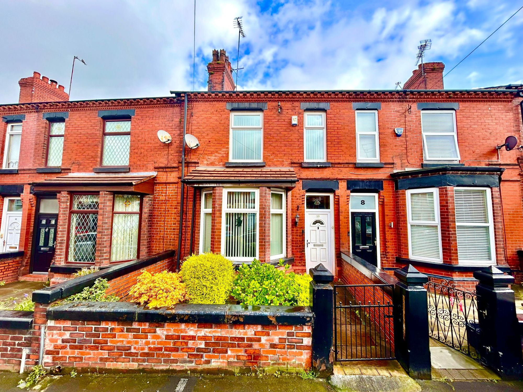 3 bedroom Terraced House Under Offer