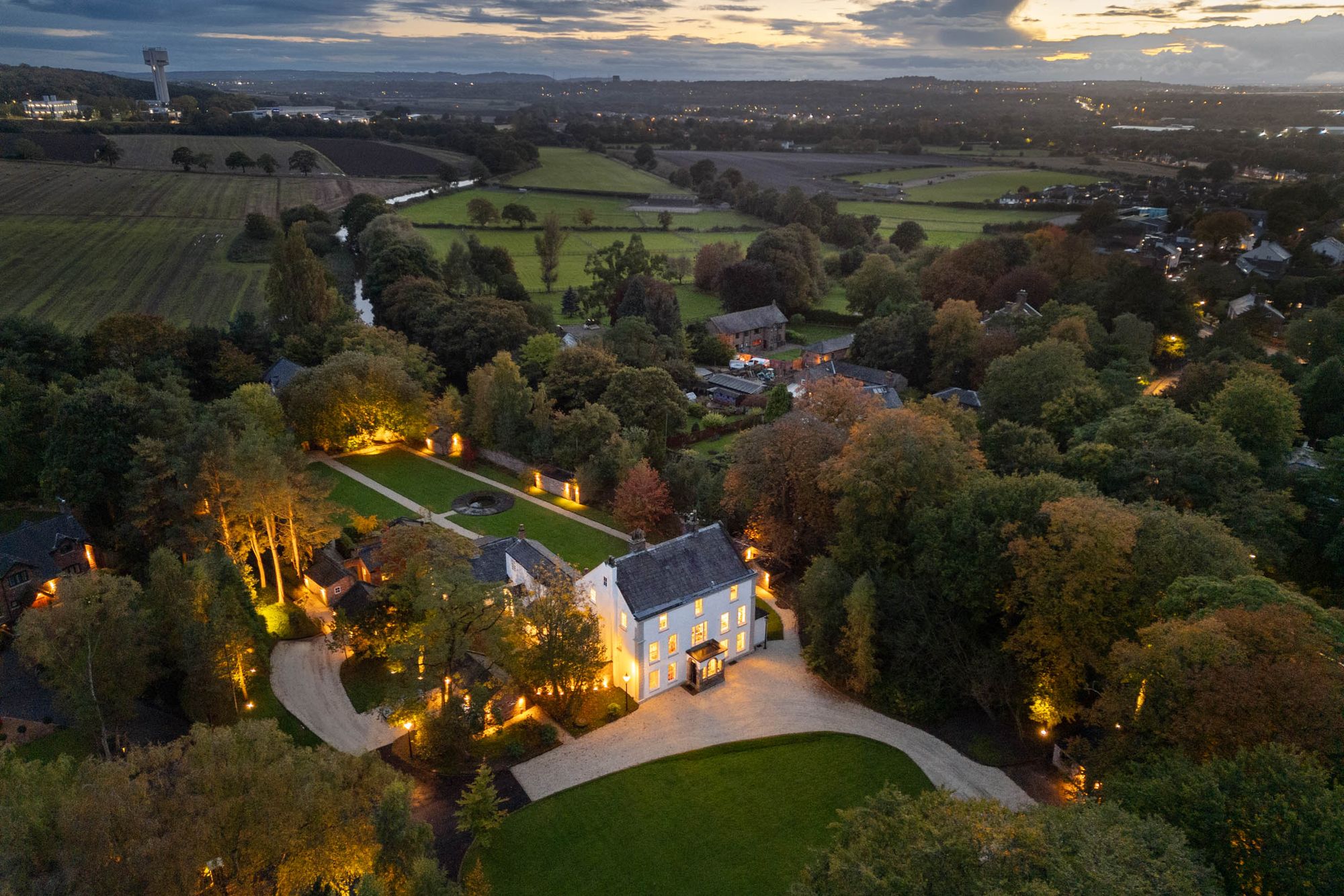 1 Country House For Sale