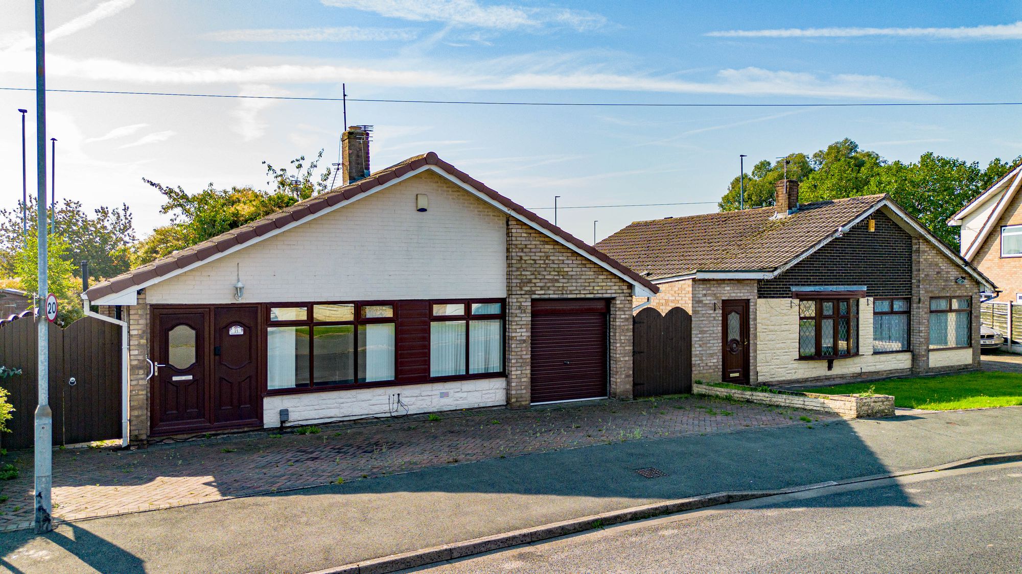 3 bedroom Detached bungalow Under Offer