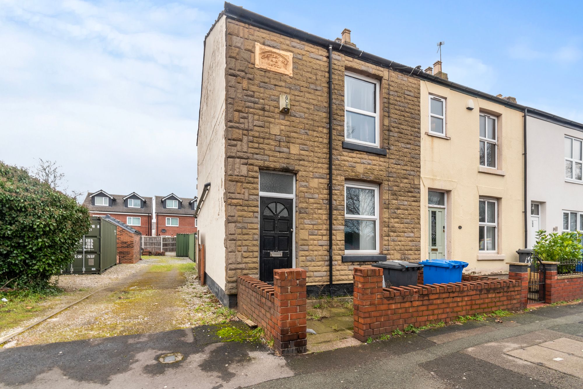 3 bedroom End of terrace house For Sale