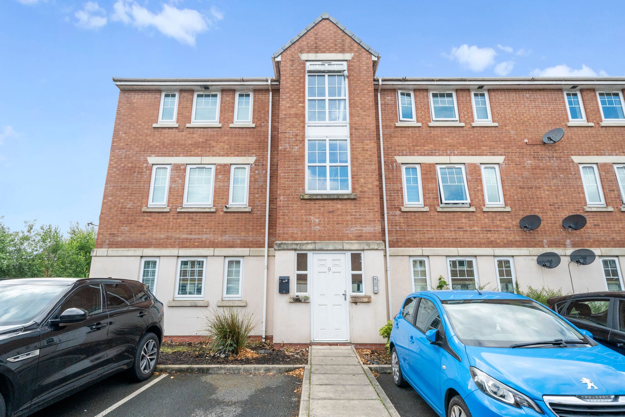2 bedroom Flat Under Offer