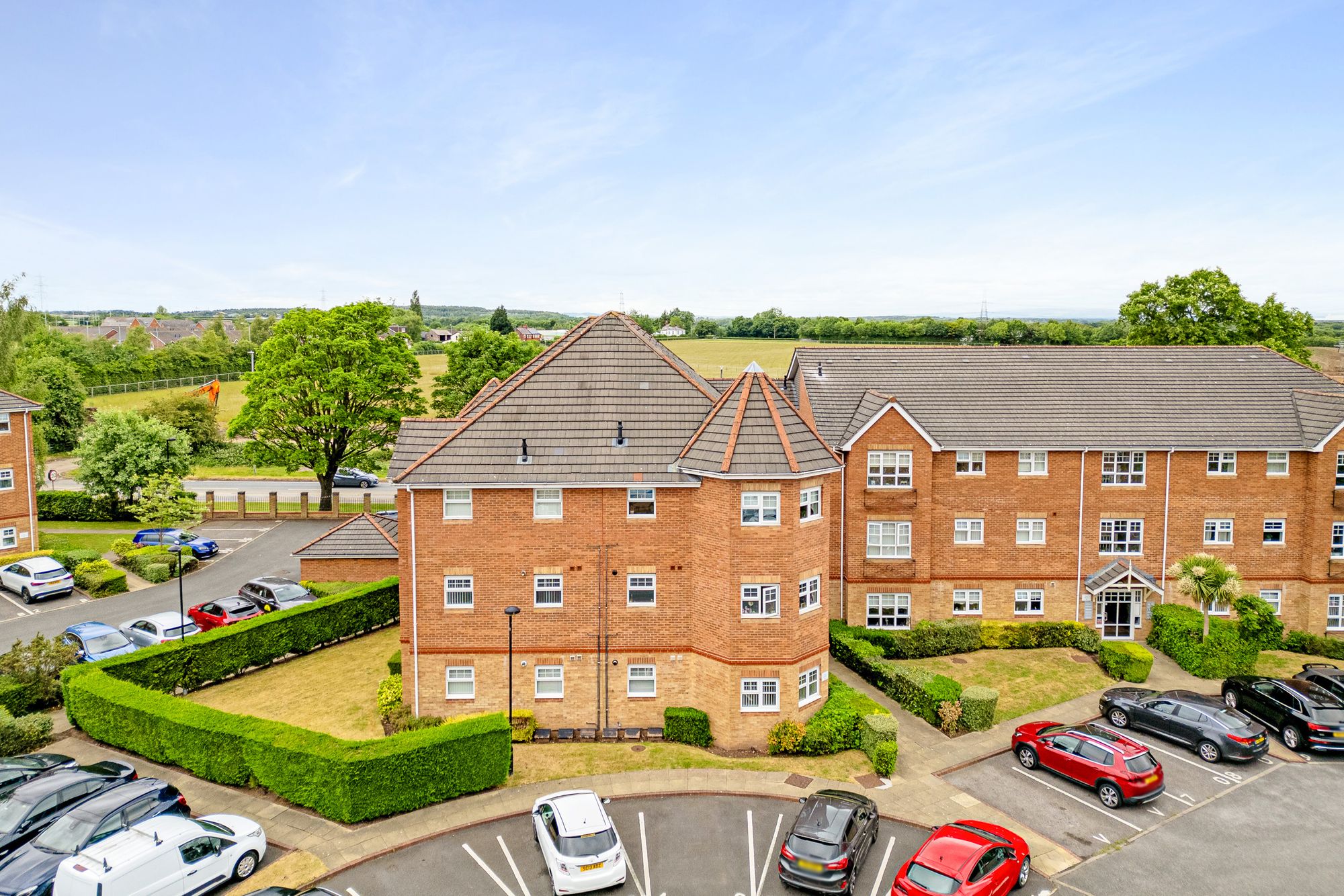 1 bedroom Apartment Under Offer