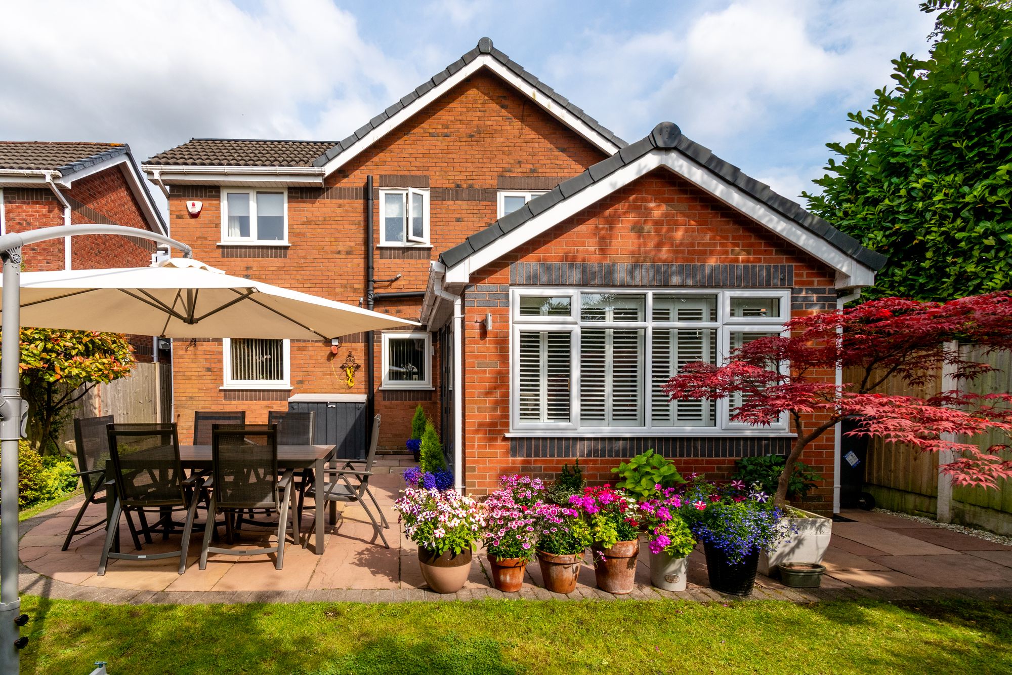4 bedroom Detached house Under Offer