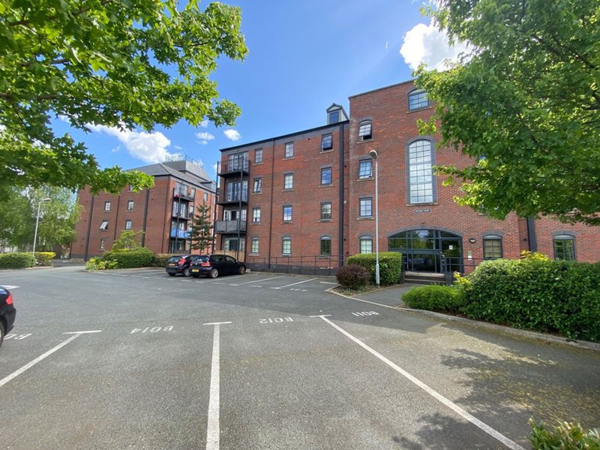 2 bedroom Apartment Under Offer