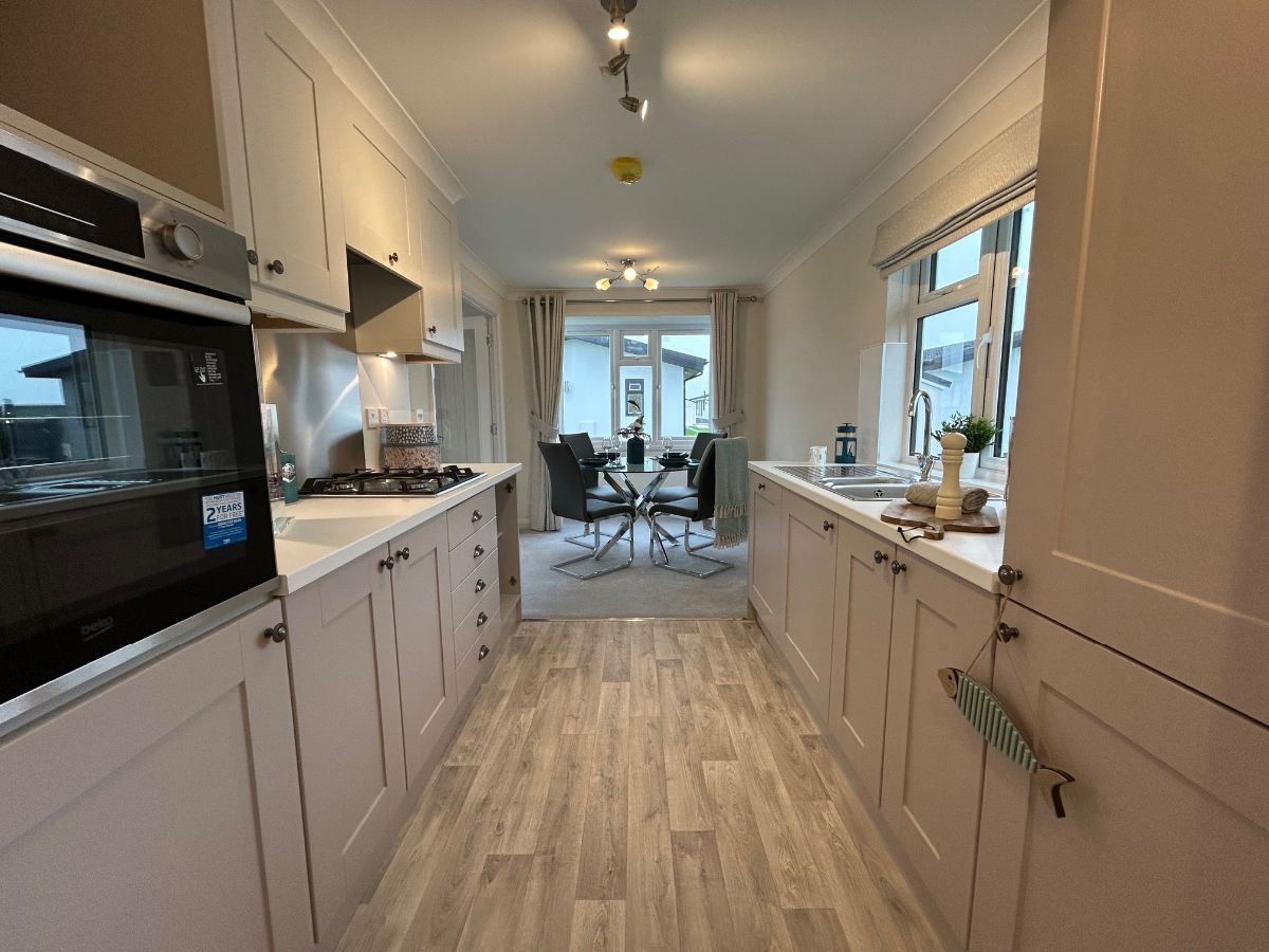 2 bedroom  For Sale