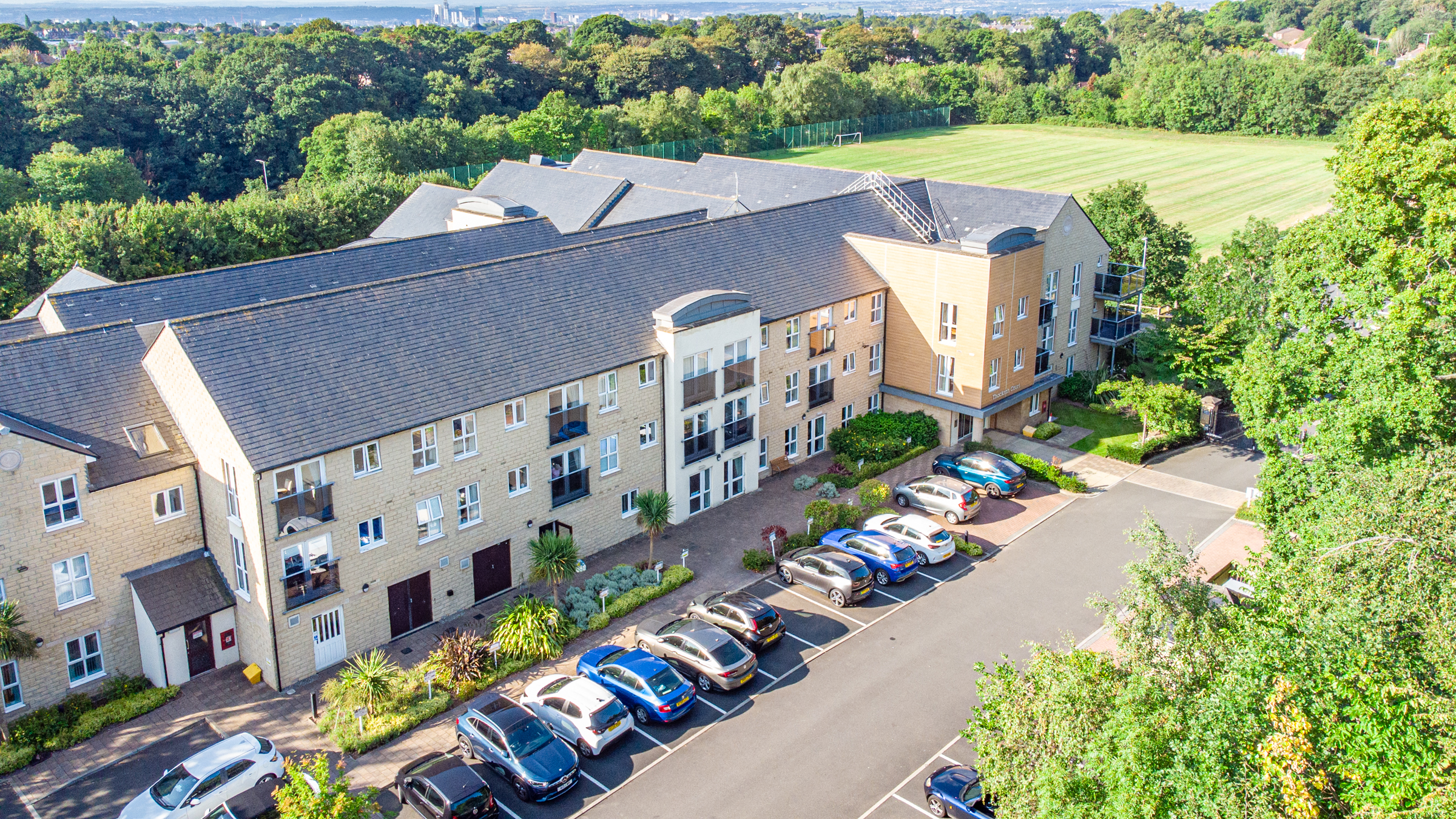 1 bedroom Apartment Under Offer