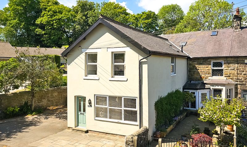 2 bedroom Cottage For Sale