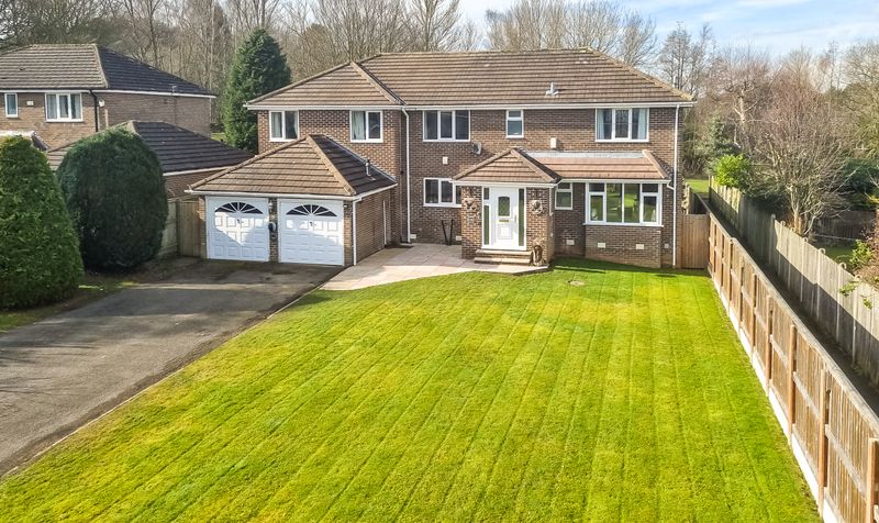 5 bedroom Detached house Let