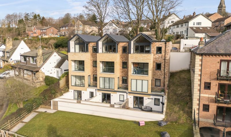 5 bedroom Terraced House Let