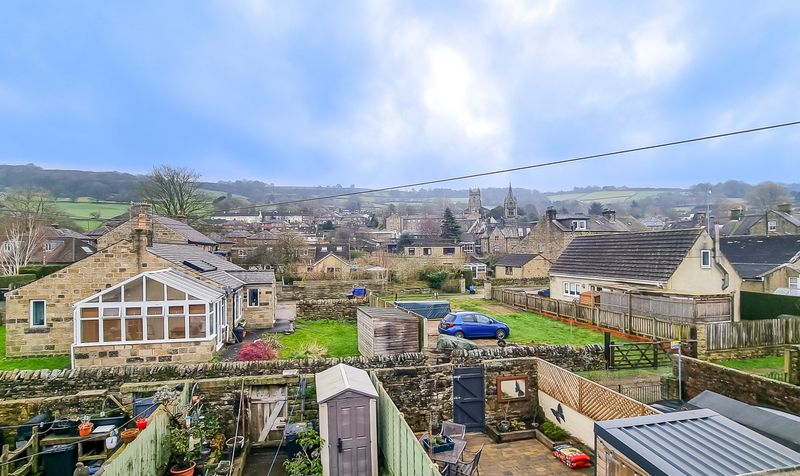 3 bedroom Terraced House Under Offer