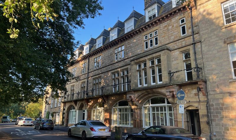 2 bedroom Apartment Under Offer